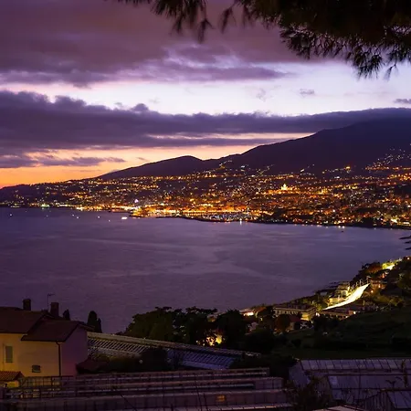 Casa de Férias La Lincolnia - With Garden And Seaview - Happy *