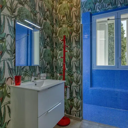 La Lincolnia - With Garden And Seaview - Happy *