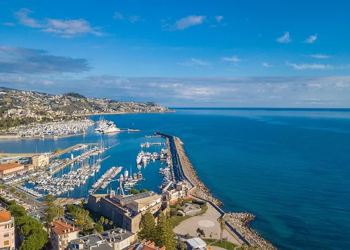 Σπίτι διακοπών La Lincolnia - With Garden And Seaview - Happy *