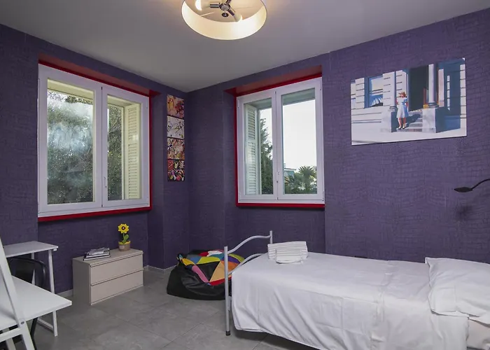 La Lincolnia - With Garden And Seaview - Happy